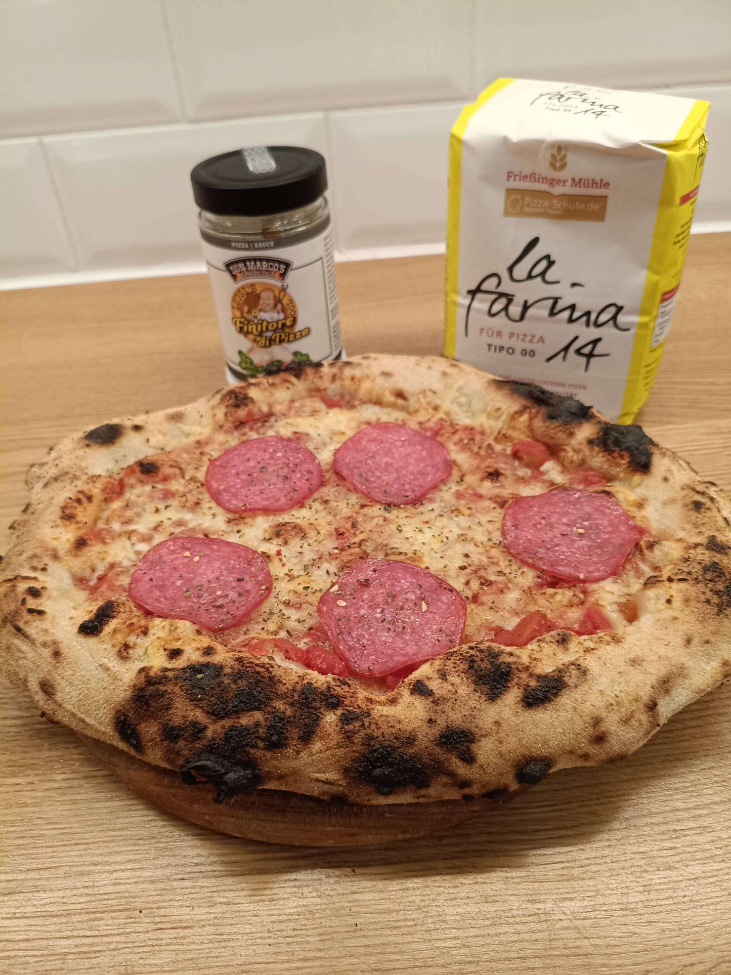 Pizzamehl Tipo 00 „La Farina 14“ Luigi's Pizza & BBQ School